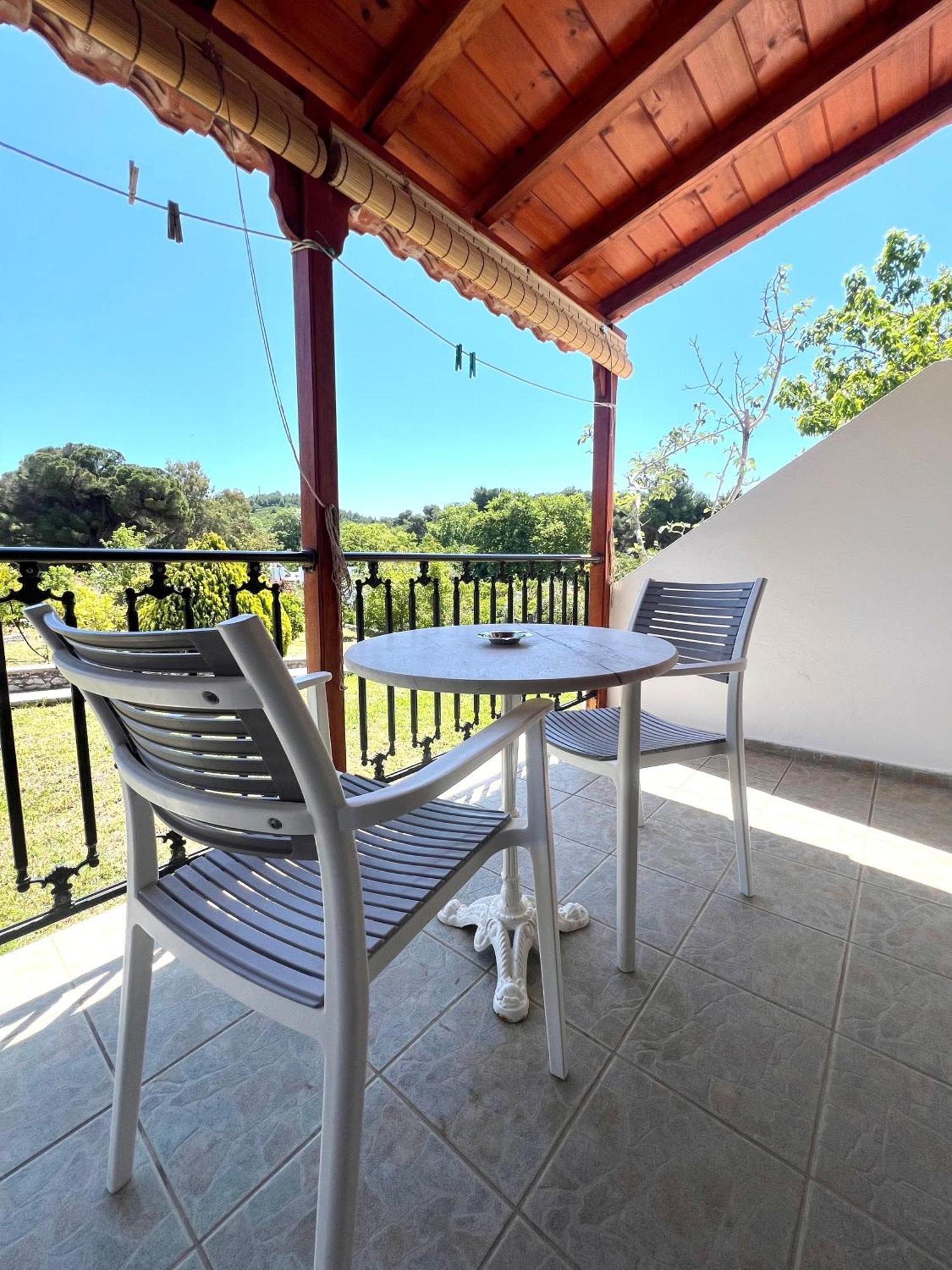 Panos Villas Koukounaries ภายนอก รูปภาพ